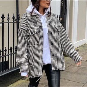Zara Oversized Button Up Houndstooth Shacket - XS